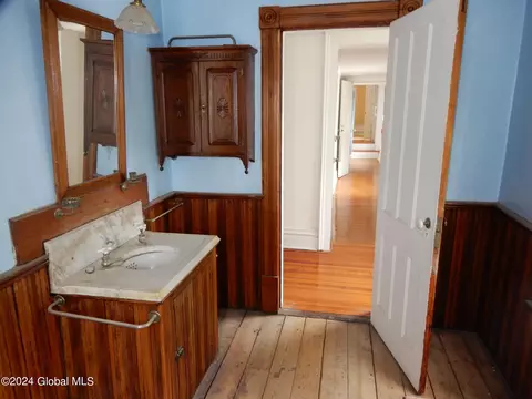 592 3rd Ave, Troy, NY 12182 photo 25