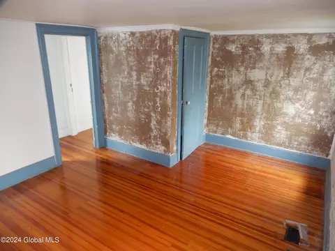 592 3rd Ave, Troy, NY 12182 photo 21
