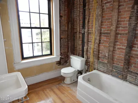 592 3rd Ave, Troy, NY 12182 photo 18
