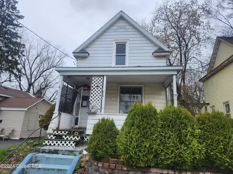 20 Henry St, Schenectady, NY 12304