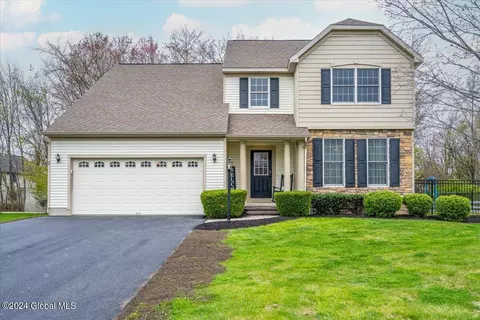 2 Hilltop Dr, Cohoes, NY 12047