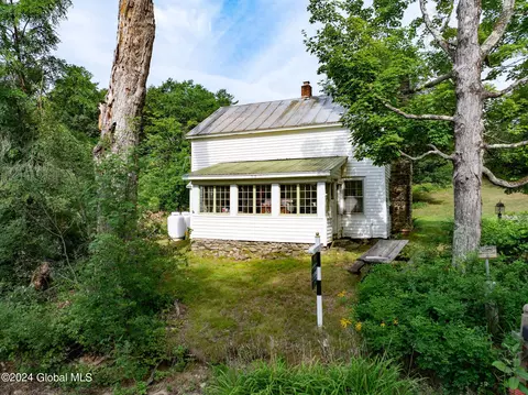 84 Snow Rd, Hadley, NY 12835