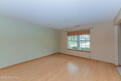 Living - 3 Commons Blvd, Halfmoon, NY 12065 photo 2 of 8