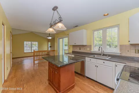 Kitchen - 3 Commons Blvd, Halfmoon, NY 12065 photo 1 of 4