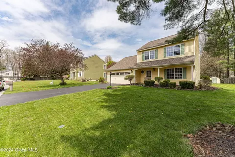 Exterior - 3 Commons Blvd, Halfmoon, NY 12065 photo 2 of 8