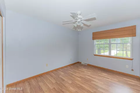 Bedroom - 3 Commons Blvd, Halfmoon, NY 12065 photo 4 of 5