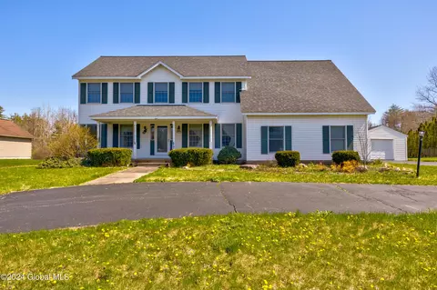 917 Shardon Ct, Rotterdam, NY 12306