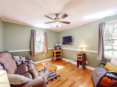 Living - 113 Rose St, Cobleskill, NY 12043 photo 4 of 7