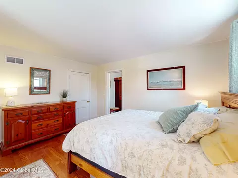 Bedroom - 113 Rose St, Cobleskill, NY 12043 photo 3 of 10