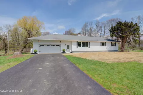 597 County Highway 106, Johnstown, NY 12095