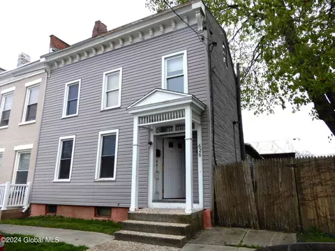 626 1st Ave, Troy, NY 12182