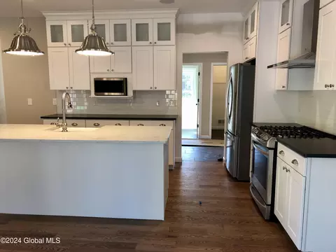 Kitchen - 54 Black Bear Path, Corinth, NY 12822 photo 4 of 7