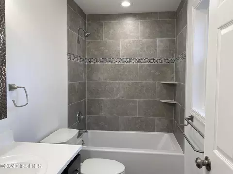 Bath - 54 Black Bear Path, Corinth, NY 12822 photo 2 of 6