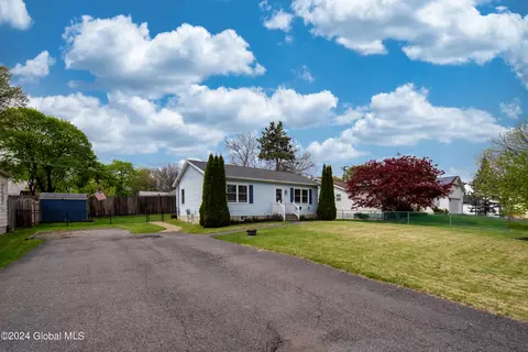 29 Conliss Ave, Cohoes, NY 12047