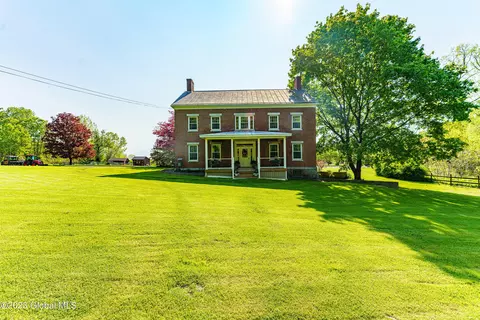 162 County Route 101, Selkirk, NY 12158