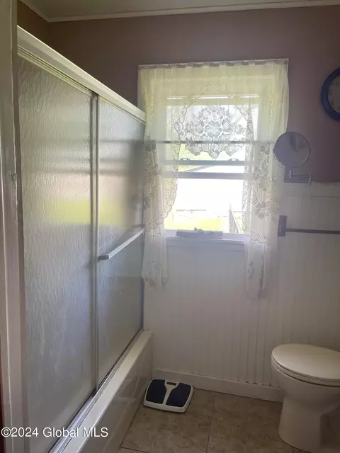 Bath - 531 Lower Wright St, Hudson Falls, NY 12839 photo 1 of 2