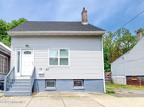 19 Garden St, Albany, NY 12209