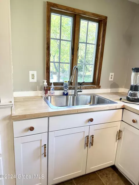52 Hudson Ave, Delmar, NY 12054 photo 10