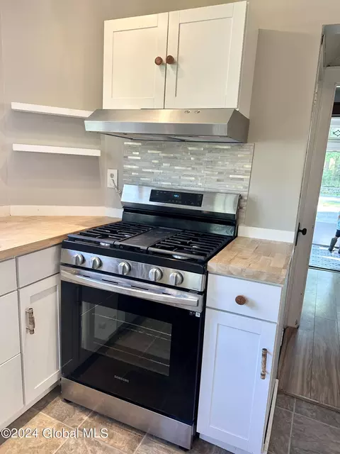 52 Hudson Ave, Delmar, NY 12054 photo 11