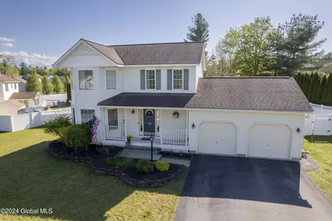 53 Whitney Rd #SOUTH, Saratoga Springs, NY 12866