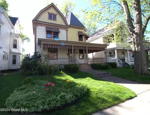 1134 Glenwood Blvd, Schenectady, NY 12308