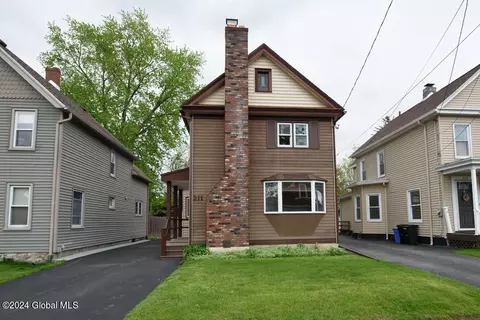 211 1st St, Scotia, NY 12302