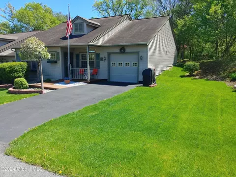 138 Cannonball Path, Ticonderoga, NY 12883