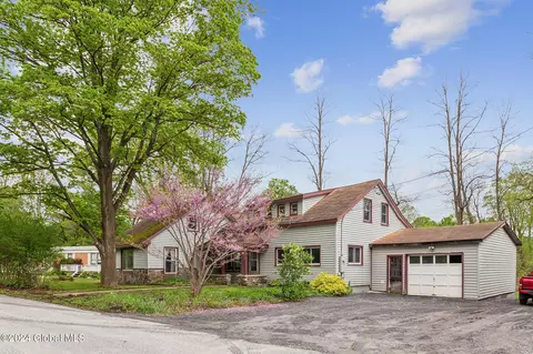 152 Church St, Fulton, NY 12122