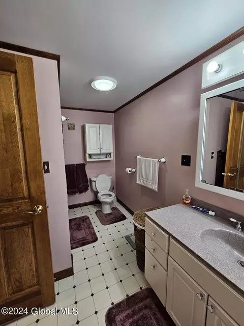 114 Oak St, Corinth, NY 12822 photo 40