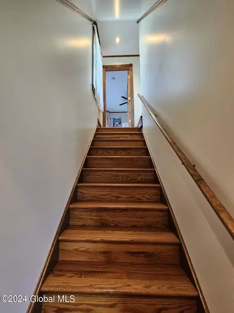 114 Oak St, Corinth, NY 12822 photo 32