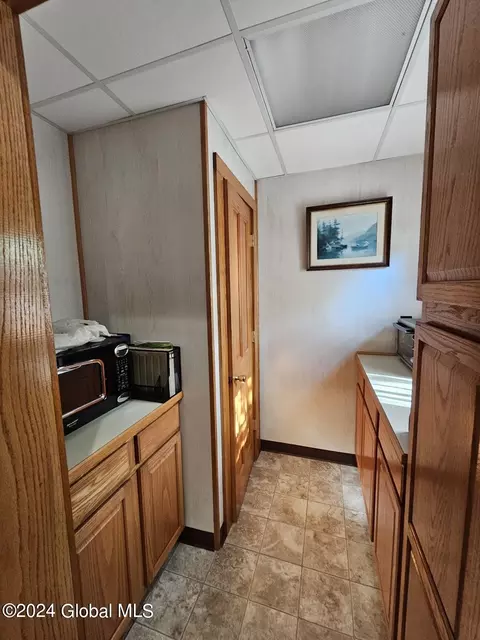 114 Oak St, Corinth, NY 12822 photo 24