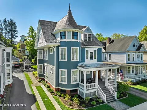 68 Maple Ave, Troy, NY 12180