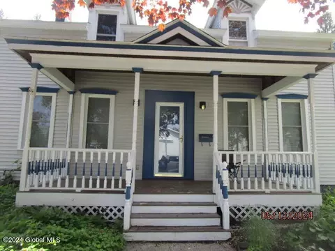 7 Burgoyne St, Schuylerville, NY 12871