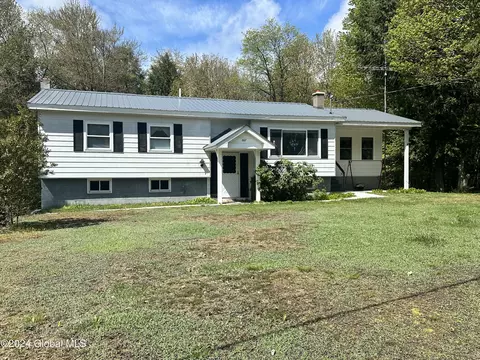 867 County Highway 112, Gloversville, NY 12078