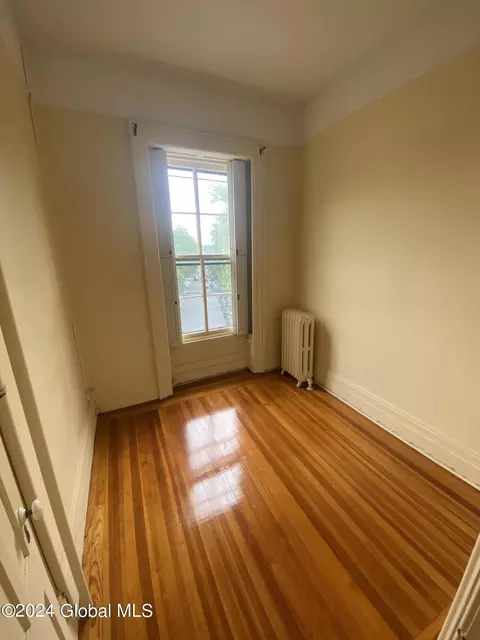 21 Front St, Schenectady, NY 12305 photo 22
