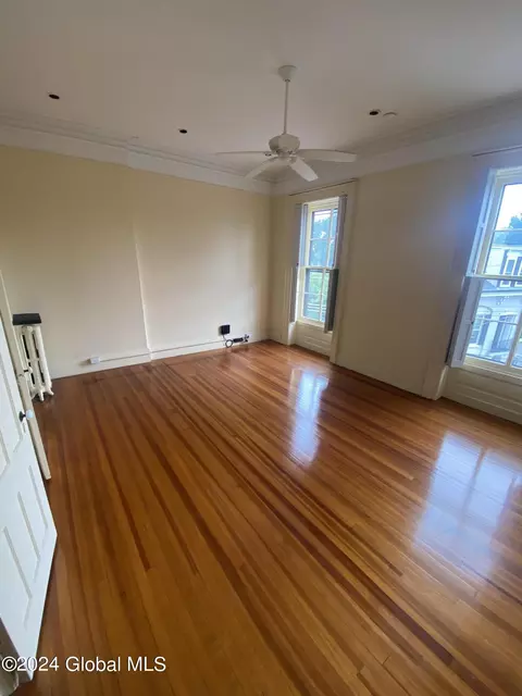 21 Front St, Schenectady, NY 12305 photo 20