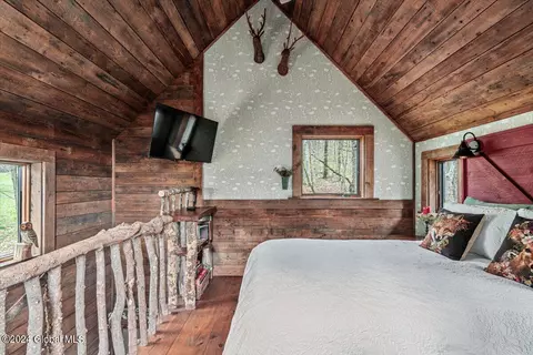 Bedroom - 40-72 Cramer Rd, Argyle, NY 12809 photo 8 of 12