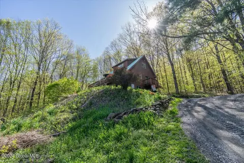 Exterior - 40-72 Cramer Rd, Argyle, NY 12809 photo 3 of 17