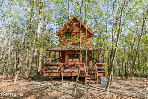 Exterior - 40-72 Cramer Rd, Argyle, NY 12809 photo 1 of 17