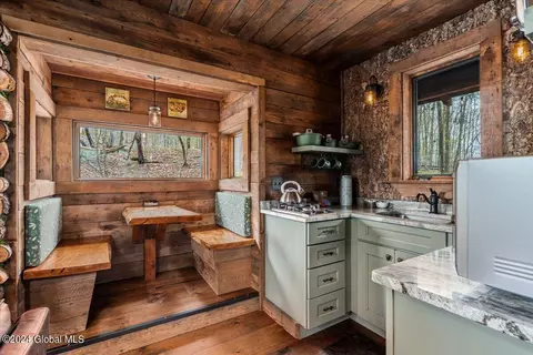 Dining - 40-72 Cramer Rd, Argyle, NY 12809 photo 3 of 4