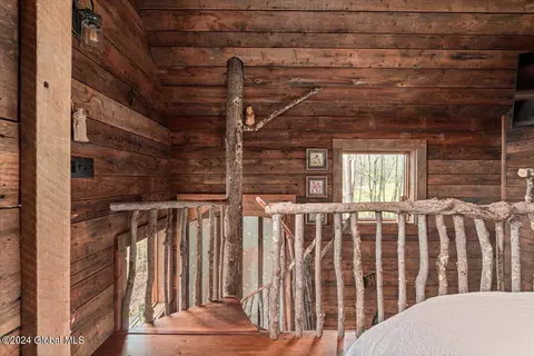 Bedroom - 40-72 Cramer Rd, Argyle, NY 12809 photo 7 of 12