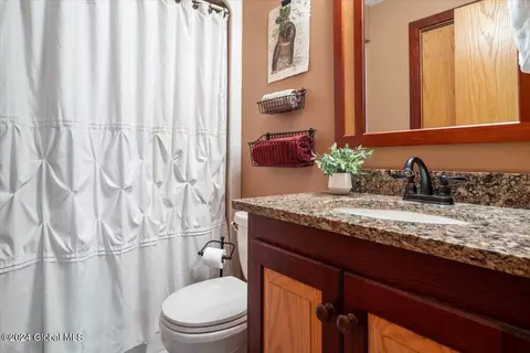 Bath - 40-72 Cramer Rd, Argyle, NY 12809 photo 1 of 7