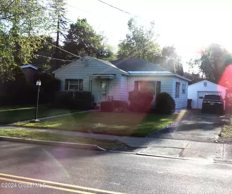 56 S Lake Ave, Troy, NY 12180