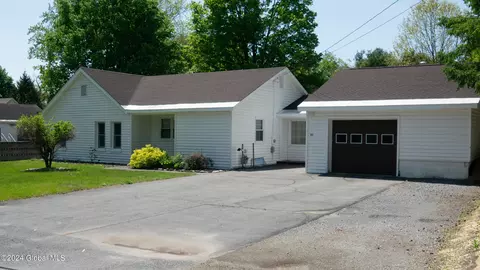99 Feeder St, Hudson Falls, NY 12839