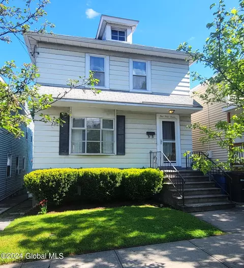 147 3rd Ave, Rensselaer, NY 12144