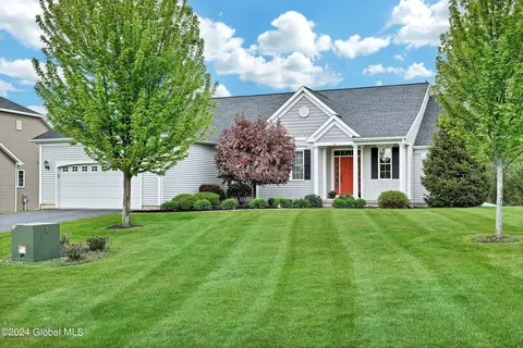 33 Saville Row, Mechanicville, NY 12188