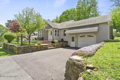 47 Thomson Ave, Lake George, NY 12845