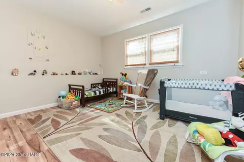 Bedroom - 2001 Oakleaf Dr, Schenectady, NY 12303 photo 1 of 4