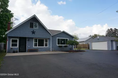 4 Valleyview Ave, Rotterdam, NY 12306