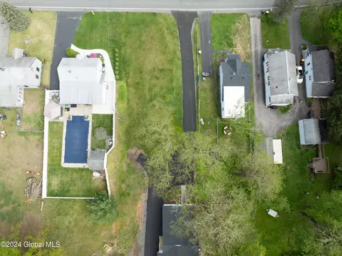 View/Area - 40 Morris Rd, Schenectady, NY 12304 photo 4 of 6